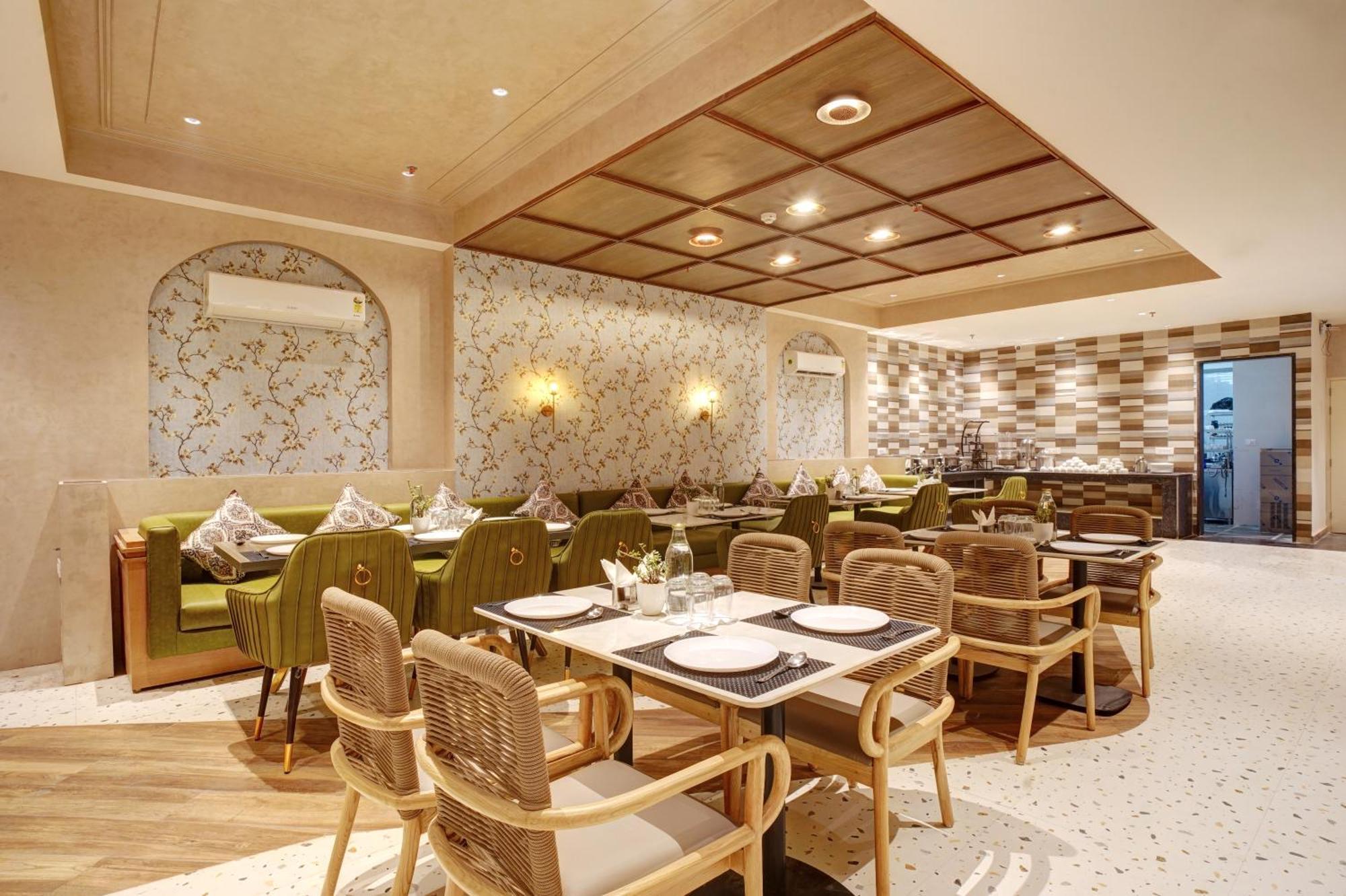 Iva Premium Delhi Airport With Airport Drop Ξενοδοχείο Νέο Δελχί Εξωτερικό φωτογραφία