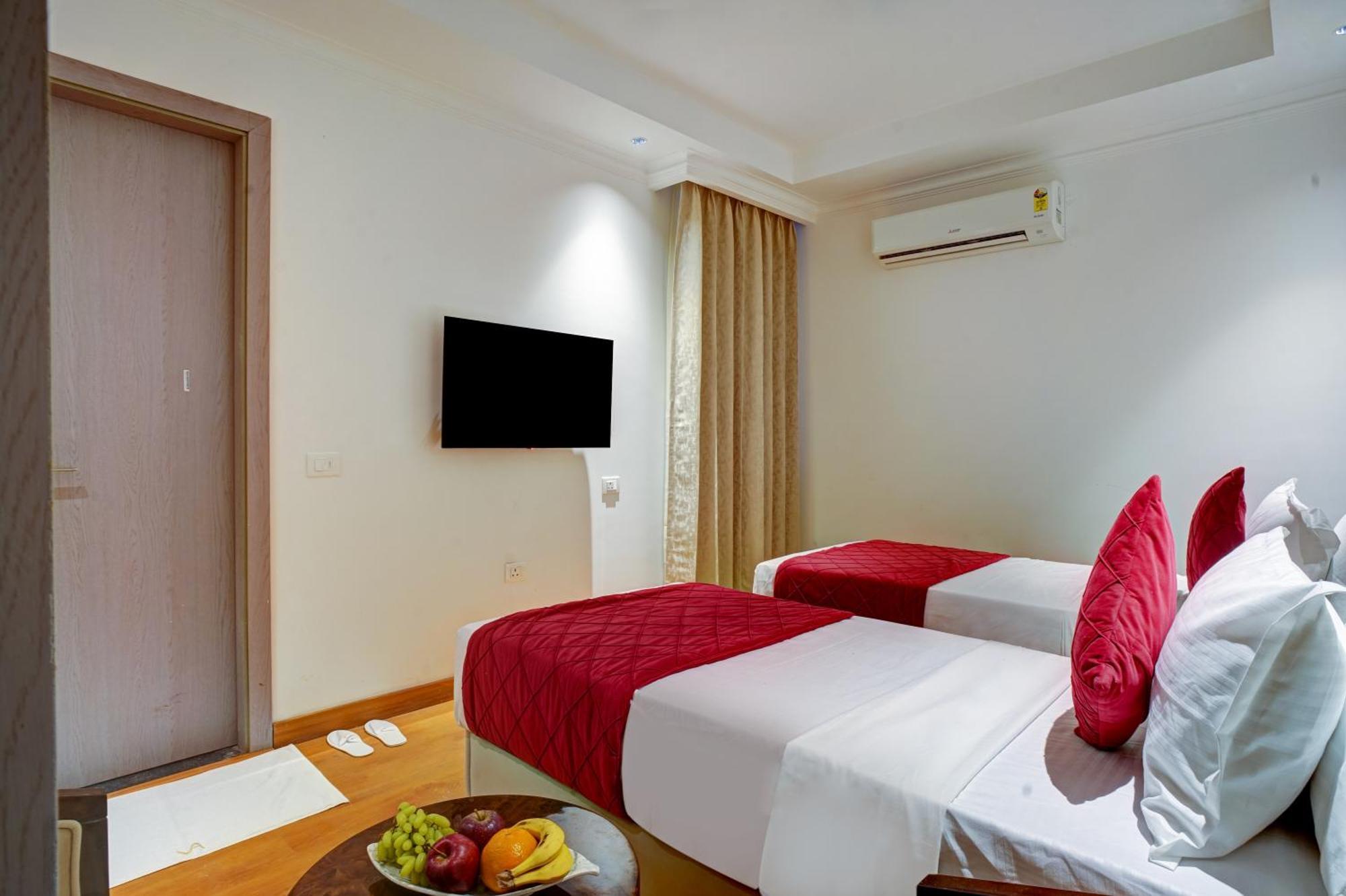 Iva Premium Delhi Airport With Airport Drop Ξενοδοχείο Νέο Δελχί Εξωτερικό φωτογραφία
